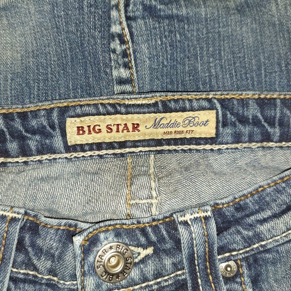 Big Star Women's Maddie Boot Cut Mid Rise Fit Distressed Jeans size 26 R - Picture 7 of 14